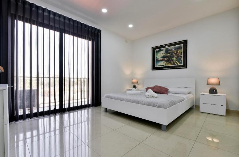 Sea View Apartment Birżebbuġa Extérieur photo